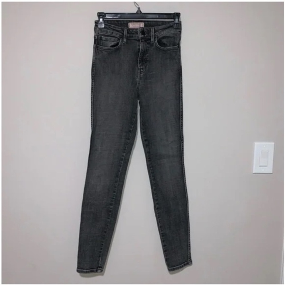 Guess Women's Black Skinny Jeans Guess Jeans Grey Wash 25 skinny